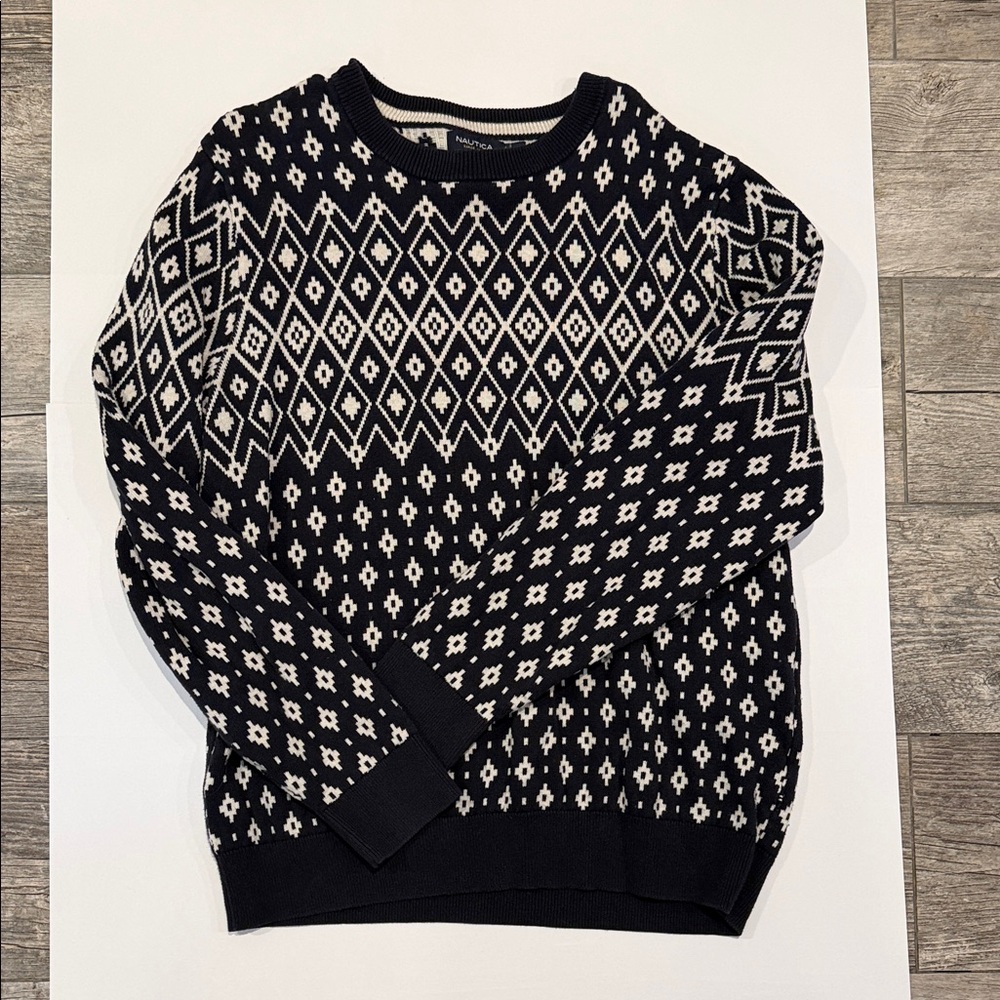 Nautica Men's Black and White Geometric Crewneck Sweater